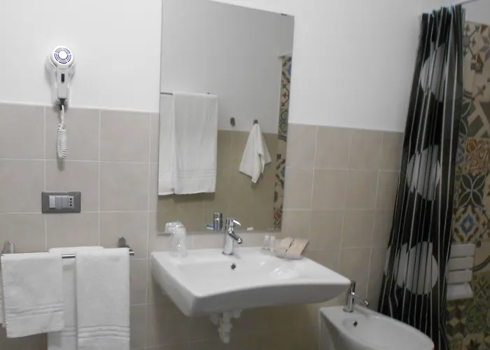 אורחן Righetto *