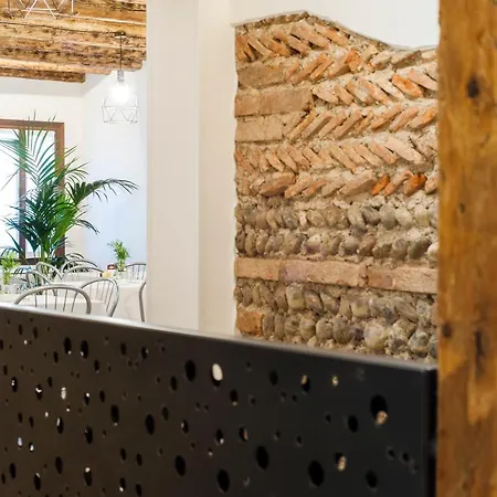 Righetto Han/Misafirhane